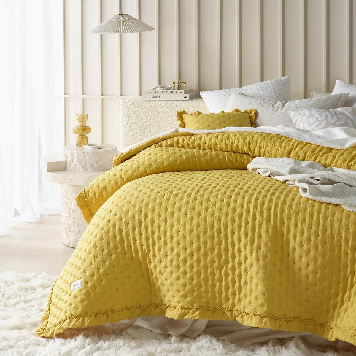 ROOM99 Molly Elegante Sprei in Mosterd, 220 x 240 cm - Veelzijdige Woondeken als Bedsprei 