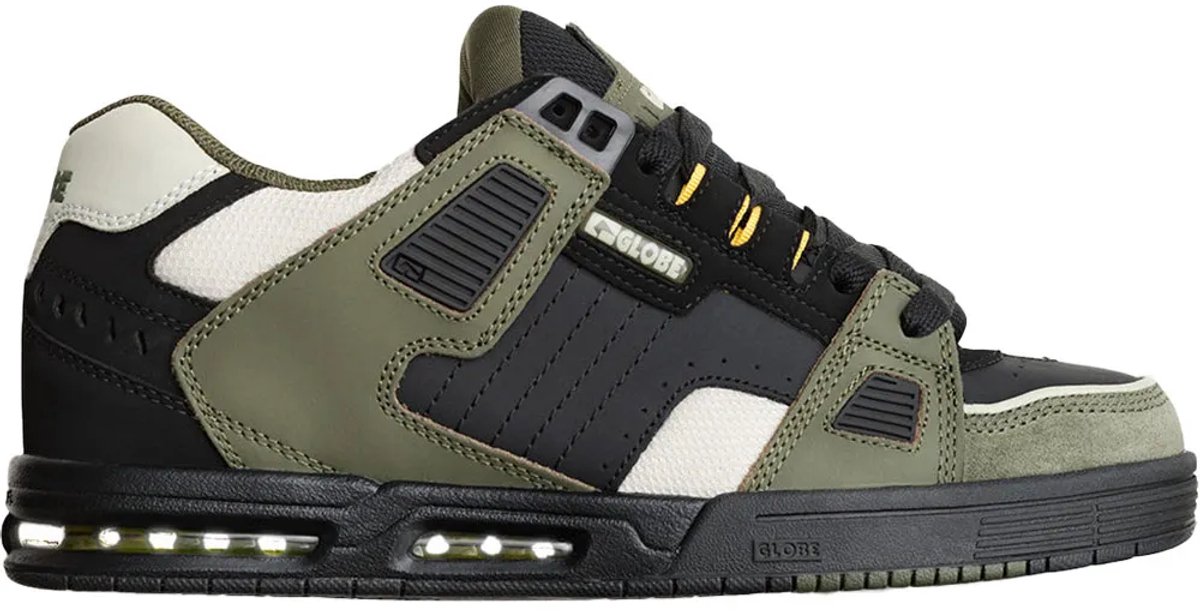 Globe Sabre Schoenen Man Zwart
