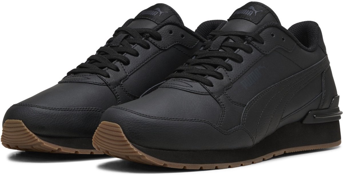 Puma ST Runner v4 L Puma Black-Strong Gray-Gum