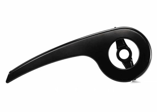 Zwarte fietskettingbeschermer voor 42t, met een gebogen vorm.