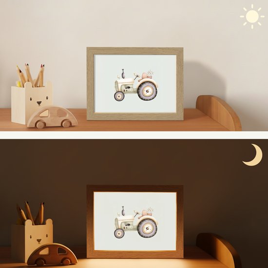 Nachtlampje 20x15 cm - Kinder lampje - Vintage - Tractor - Pastel - Tafellamp kinderkamer - Slaapkamer lamp - Bedlamp kinderen - Kinderlampje stopcontact - Wandlamp babykamer - Nachtlampjes van Merkloos — afbeelding 4