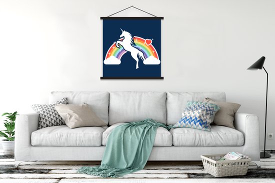illustration d'une licorne blanche devant un arc en ciel sur fond bleu affiche scolaire lattes plates noir 90x90 cm - Tirage photo sur poster textielposter (décoration murale salon / chambre)
