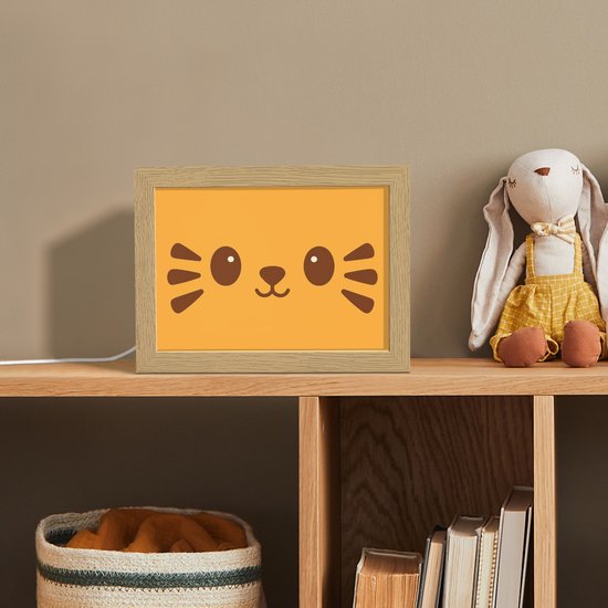 Nachtlampje 20x15 cm - Kinder lampje - Kat - Simplistisch - Oranje - Vrolijk - Tafellamp kinderkamer - Slaapkamer lamp - Bedlamp kinderen - Kinderlampje stopcontact - Wandlamp babykamer - Nachtlampjes van Merkloos — afbeelding 3