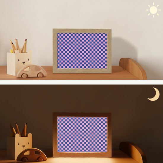 Nachtlampje 20x15 cm - Kinder lampje - Dambord - Blauw - Patroon - Roze - Tafellamp kinderkamer - Slaapkamer lamp - Bedlamp kinderen - Kinderlampje stopcontact - Wandlamp babykamer - Nachtlampjes van Merkloos — afbeelding 4