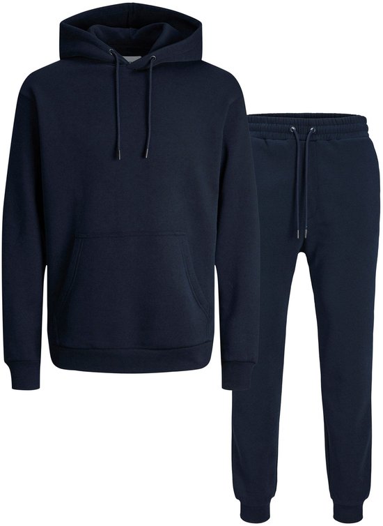 Marineblauwe trainingsset met hoodie en joggingbroek.