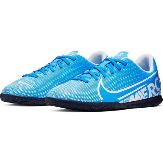 nike mercurial vapor 13 club indoor soccer shoes