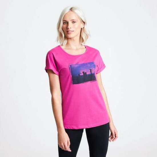 dare graphic tee