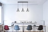 Arty hanglamp met 3 lichtpunten. Strakke, metalen hanglamp is een echte hanglamp voor in je slaapkamer of woonkamer. De hanglamp wordt zonder lamp geleverd.