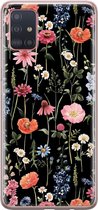 Samsung Galaxy A71 hoesje siliconen - Dark flowers - Soft Case Telefoonhoesje - Bloemen - Zwart