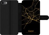 Bookcase Geschikt voor iPhone 7 telefoonhoesje - Gent - Kaart - Goud - Met vakjes - Wallet case met magneetsluiting