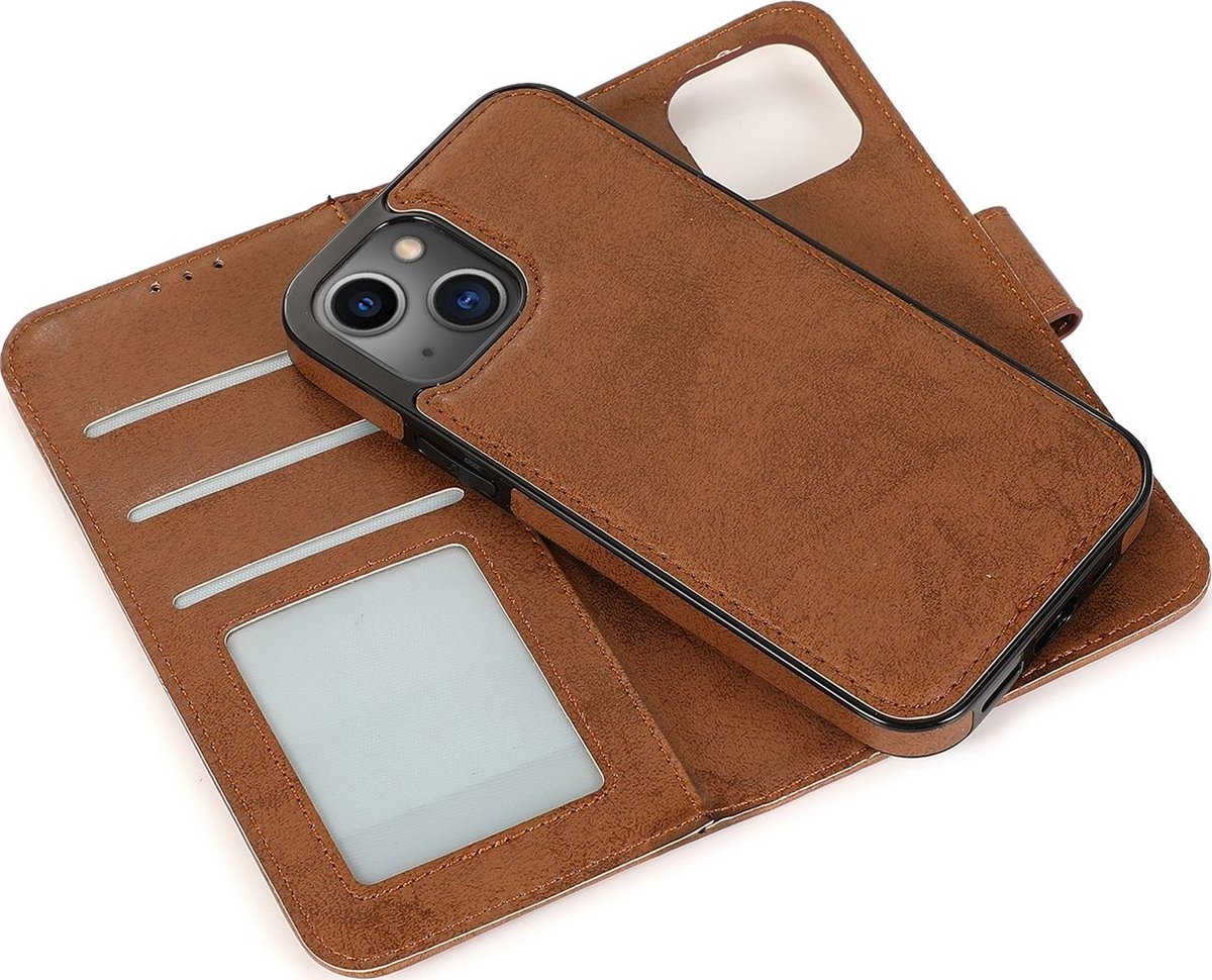 Mobigear Wallet - Telefoonhoesje geschikt voor Apple iPhone 13 Hoesje Uitneembare 2in1 Bookcase - Bruin