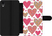 Bookcase Geschikt voor iPhone XR telefoonhoesje - Meisje - Hart - Love - Patronen - Girl - Kids - Kinderen - Kind - Met vakjes - Wallet case met magneetsluiting