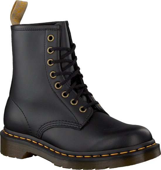 Dr martens cheap dam 38