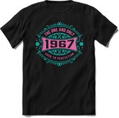 1967 The One And Only | Feest Kado T-Shirt Heren - Dames | Cobalt - Licht Roze | Perfect Verjaardag Cadeau Shirt | Grappige Spreuken - Zinnen - Teksten | Maat XL