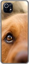 Geschikt voor Xiaomi Mi 11 hoesje - De twinkeling in het oog van de Golden Retriever - Siliconen Telefoonhoesje