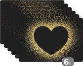 Placemat - Placemats kunststof - Gouden hart op een zwarte achtergrond - 45x30 cm - 6 stuks - Hittebestendig - Anti-Slip - Onderlegger - Afneembaar