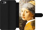 Bookcase Geschikt voor iPhone 7 telefoonhoesje - Meisje met de parel - Vermeer - Tegels - Met vakjes - Wallet case met magneetsluiting
