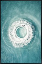 JUNIQE - Poster in kunststof lijst Ocean Swirl -40x60 /Blauw