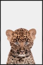 JUNIQE - Poster in kunststof lijst Leopard -40x60 /Bruin