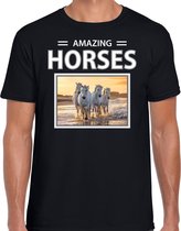 Dieren foto t-shirt wit paard - zwart - heren - amazing horses - cadeau shirt witte paarden liefhebber L