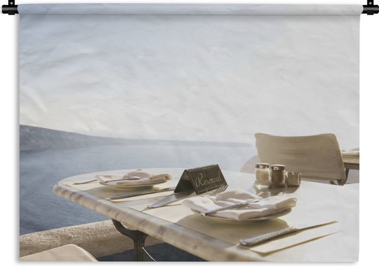 Tapestry Restaurant - Un restaurant réservé avec une table et vue sur la mer Tapisserie en coton 180x135 cm - Tapisserie avec photo