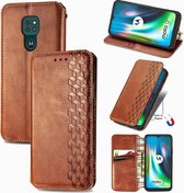 Voor Motorola Moto G9 Spelen Cubic Grid Pressed Horizontal Flip Magnetic PU Leather Case met houder & kaartsleuven & portemonnee (bruin)