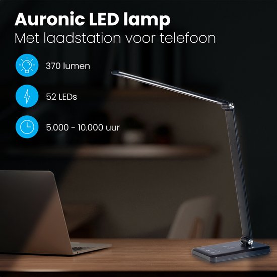 Zwarte Auronic LED bureaulamp met draadloos oplaadstation, 370 lumen, 52 LEDs, 5.000-10.000 uur levensduur.