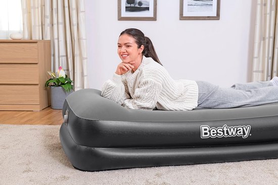 Premium Plus luchtbed met ingebouwde pomp van Intex — afbeelding 5