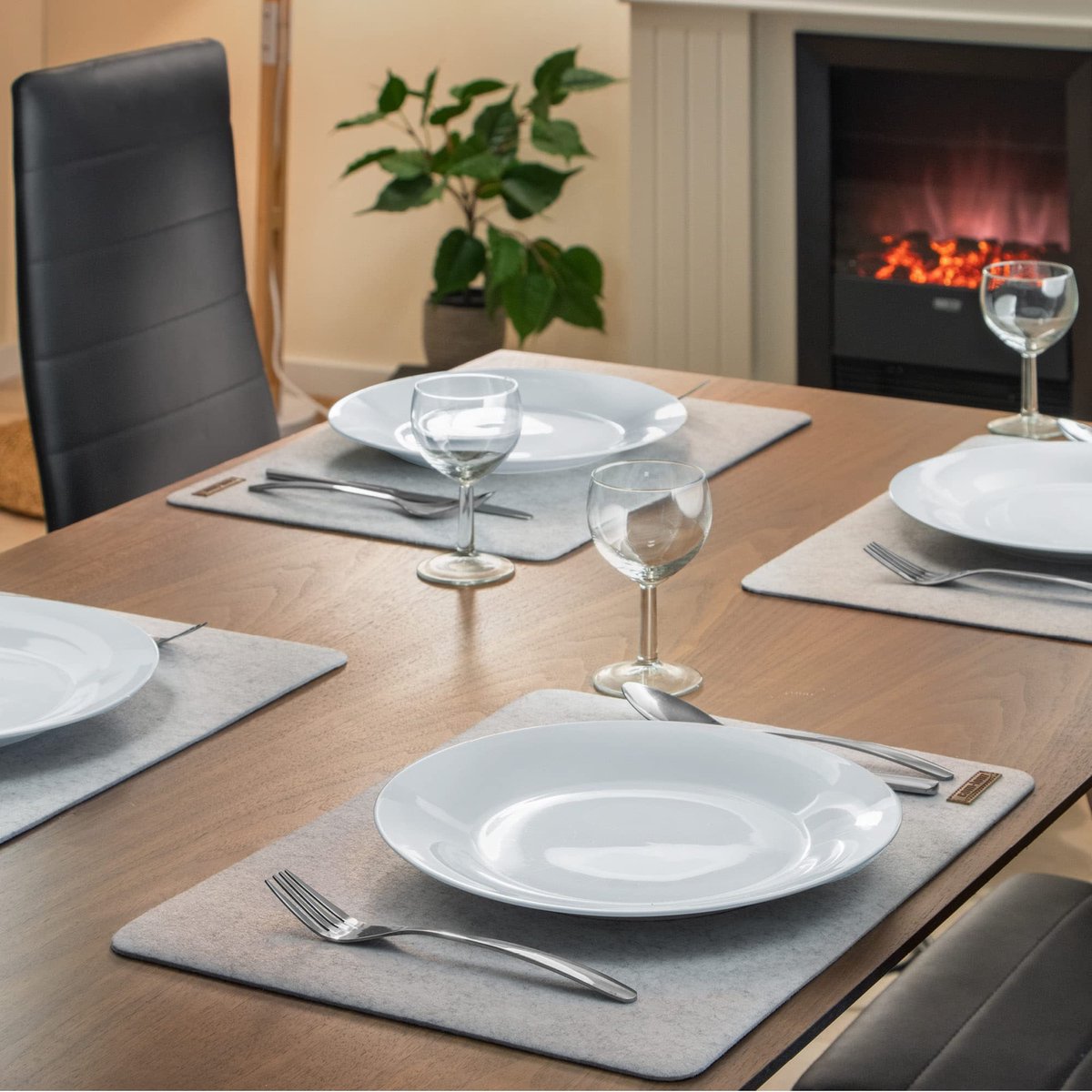 Placemat 8 stuks - wasbare vilt placemats - extra dik - hittebestendig en antislip - SnelShoppen