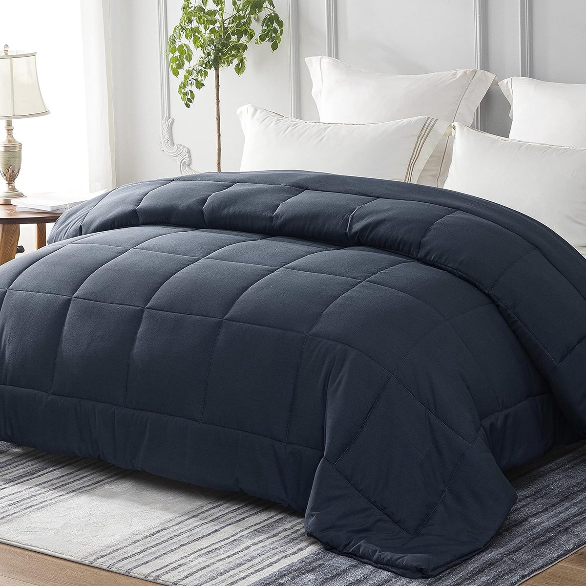 4 Seizoenen Dekbed, en Microvezel, Ademend en Zacht All Season Dekbed, Doorgestikte Slaapdeken, 220 x 240 cm, Marineblauw | 300 g/m² microvezel, ademende en zachte deken voor het hele jaar, slaapdeken, licht en machinewasbaar