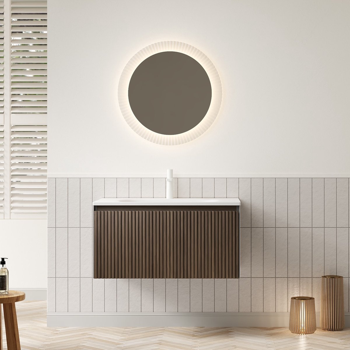 Hangend badkamermeubel met wastafel - Zwevend design voor kleine badkamer - 80 cm - Bruin eiken & wit - Keramisch onderbouwwasbekken met overloop - Soft-close lade met gestreept massief houten front - Voorgemonteerd multiplex
