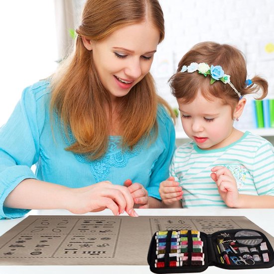 Borduurboek - Handwerk Gids - Creatief Hobbyen - Stapsgewijze Instructies - Diverse Patronen - Uniek — afbeelding 3