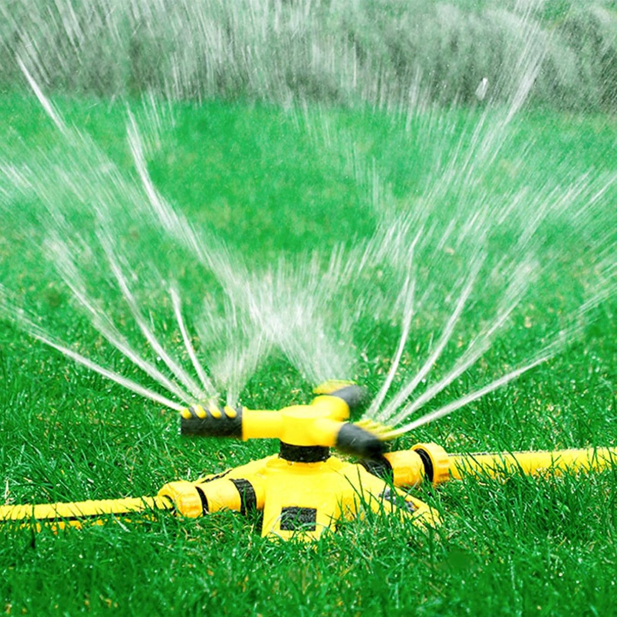 Tuinsproeier Roterend - Gazon Irrigatie - Gelijkmatig Water Geven - 360 Graden Dekking - 4-10 Meter Bereik - Geel