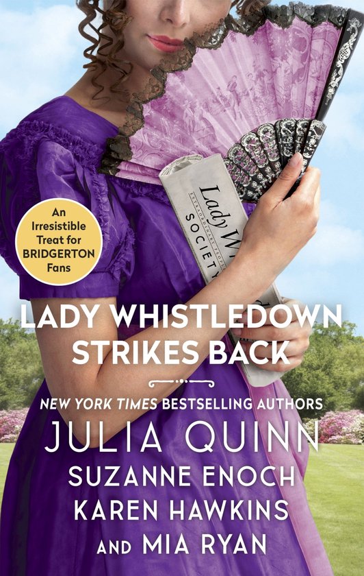 Femme en robe violette tenant un éventail et le livre 'Lady Whistledown Strikes Back'.