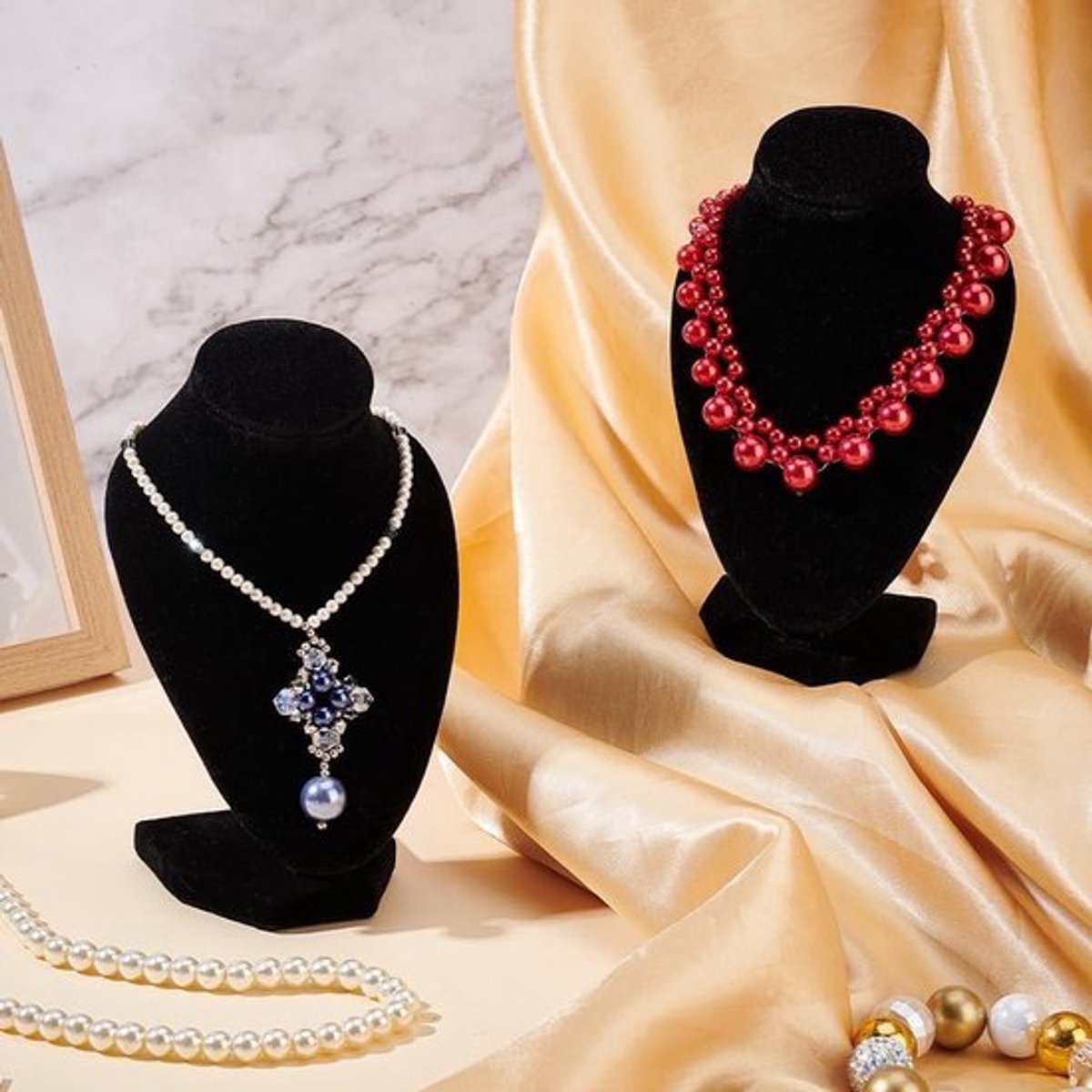 3D Fluwelen Ketting Display Hanger - Sieraden Organisator voor Boutiques - 10 x 7.05 x 15 cm