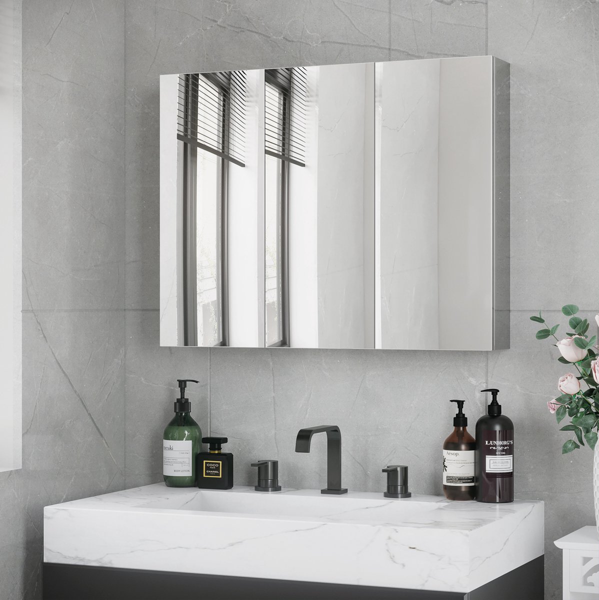 MEUNIQ Badkamer spiegelkast 70 x 12 x 55 cm met 3 spiegeldeuren, wandkast met legplanken,