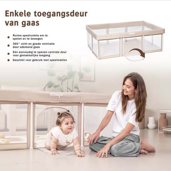 Beige grondbox met een toegangsdeur van gaas. Een moeder zit op de grond met haar baby in de box.