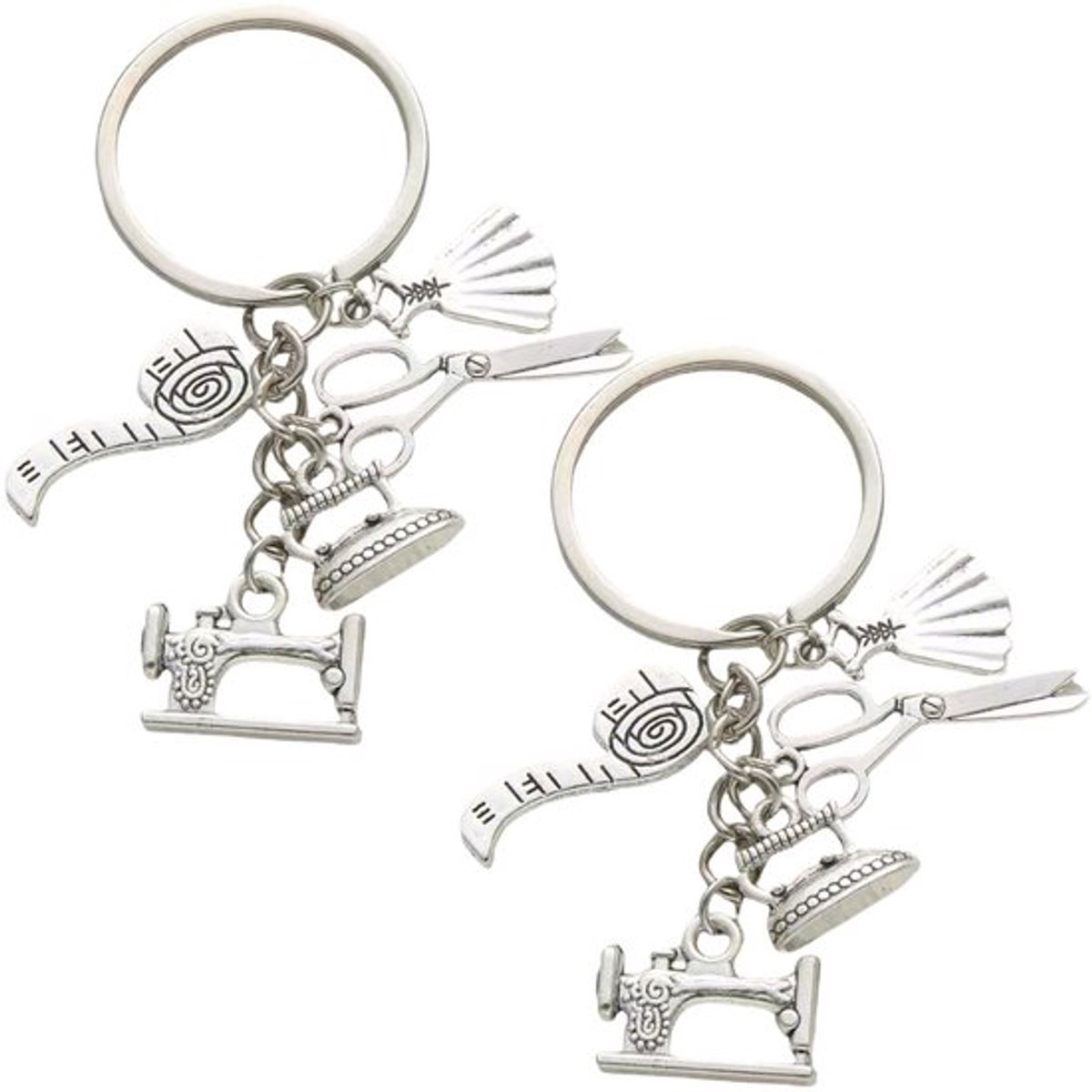Sleutelhanger Naaimachine - Gepersonaliseerde Sleutelhanger - Retro Sleutelhanger - 2 Stuks - Zinklegering - Cadeau Voor Naailiefhebbers - Naaiaccessoire
