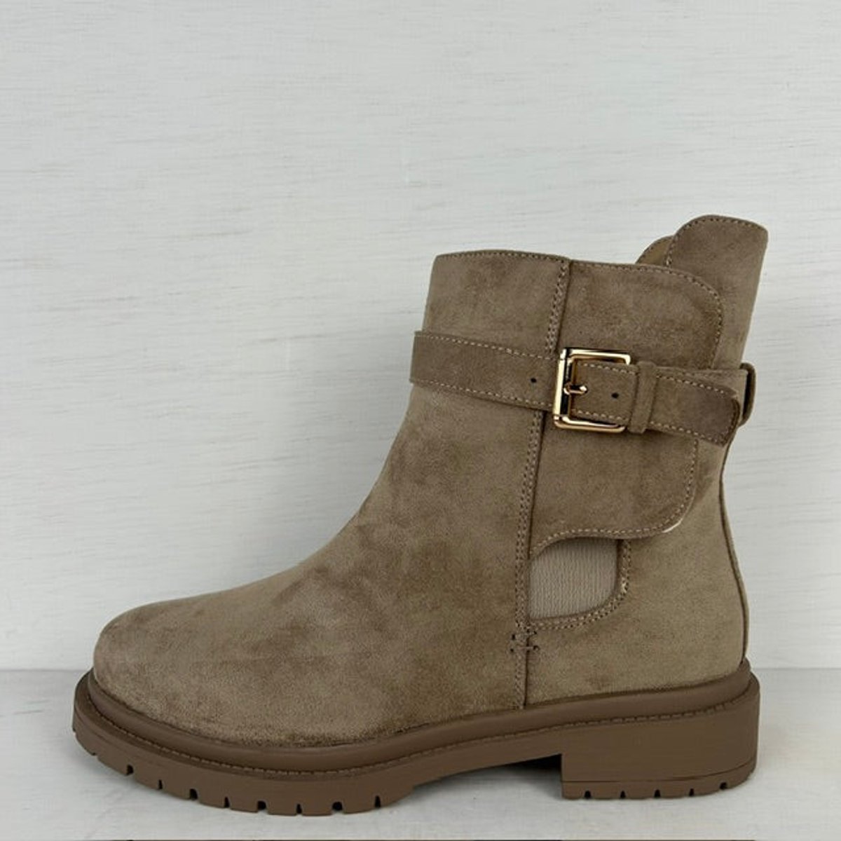 Suèdine enkellaarsjes met gespje khaki Khaki / 38