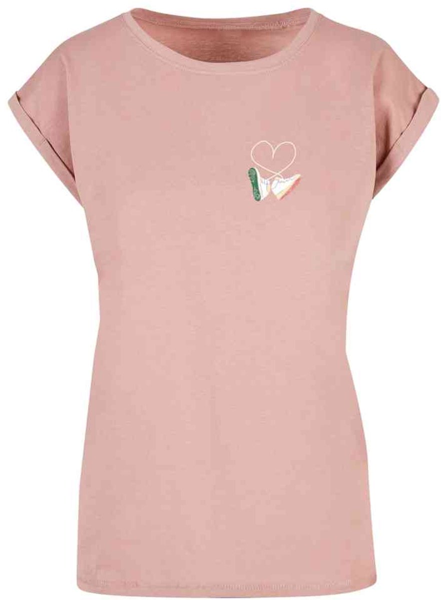 Mister Tee Kicks Love Extended Shoulder Dames Tshirt S Roze