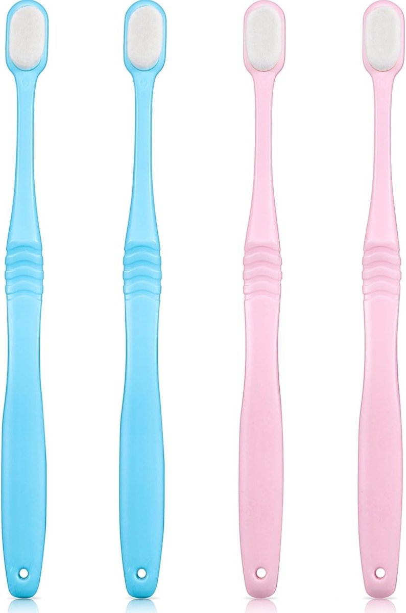 Set van 4 Zachte Micro-Nano Handtandenborstels met 20.000 Extra Zachte Haren voor Gevoelige Tandvlees, Geschikt voor Volwassenen en Kinderen (Blauw en Roze)