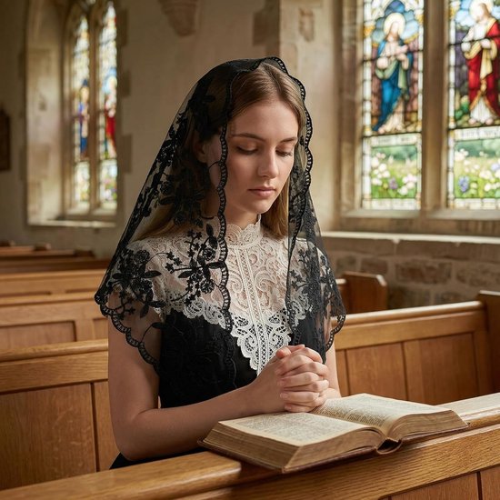 Mantilla kerkdoek driehoekig - elegante kanten sluier - ideaal voor bruiloft of kerkbezoek - ShopVlot — afbeelding 2