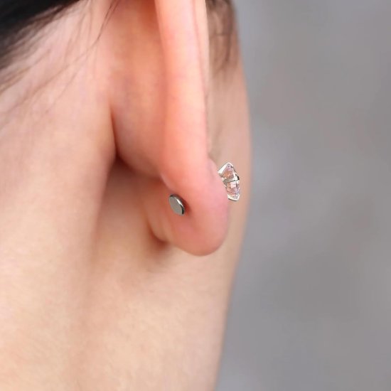 Titanium Platte Achteroorbellen, 6 Paar Schroef Terug Gouden Stud Earring Voor Vrouwen Mannen Zilveren Kleine Helix Oorbel Kraakbeen Conch Tragus Piercing Sieraden — afbeelding 2
