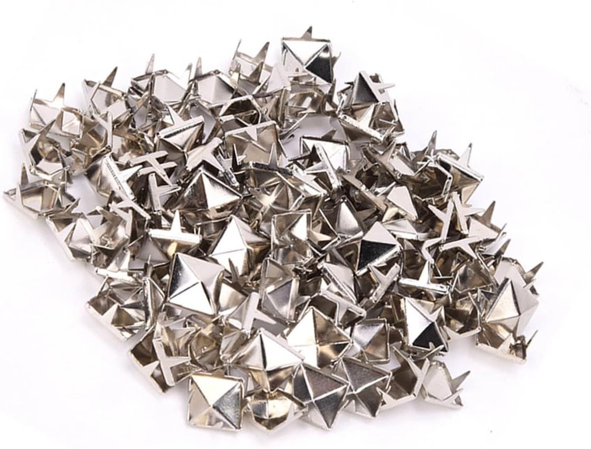 Vierkante rivetten 9mm - piramidevormig - koperkleur - ideaal voor DIY decoratie - ShopVlot