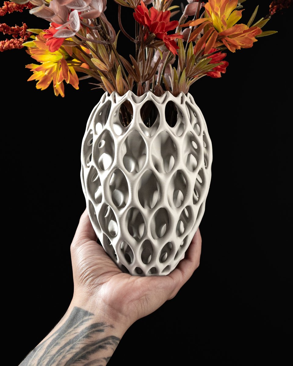Skushy Vaas Invader 02 - Geschikt voor Bouwbloemen - Japandi Designvaas voor Droogbloemen en Kunstbloemen - Sculpturale Decoratieve Vaas - Moderne Woondecoratie