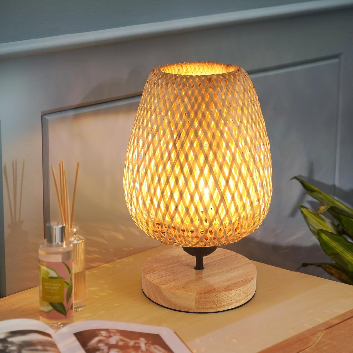 Riserva Kegelvormige Rotan Tafellamp Lichtgeel Retro Landelijk Stijl Met Houten Voet E27 Max 60W 220V Zonder Lamp Met Drukknopschakelaar