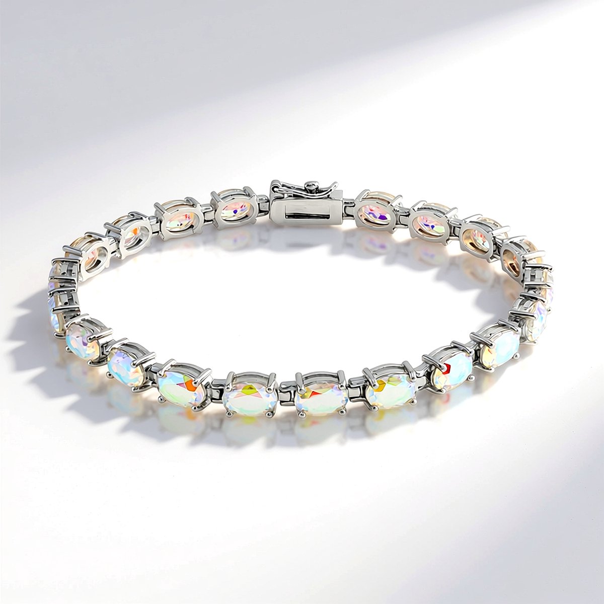 Cavill - 925 Sterling Zilveren Armband - Gerhodineerd - 20x Ovale Maanlichtkwarts 12,15 ct - Elegant Braziliaanse Edelsteen - Stijlvol & Duurzaam