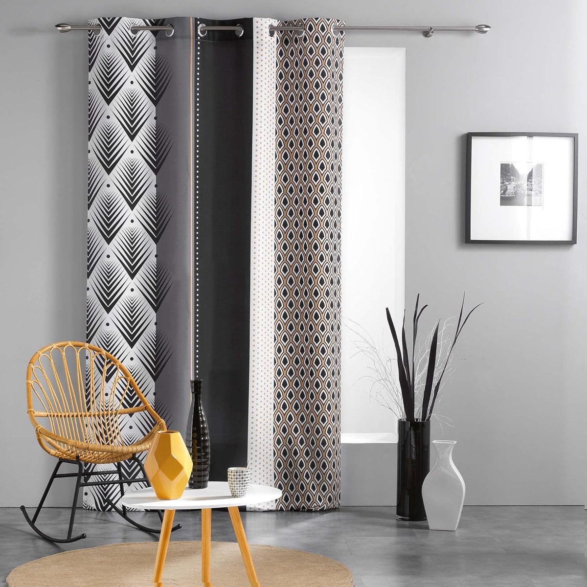 douceur d'intérieur, Oogjesgordijn (140 x 260 cm) Galileo zwart, bedrukt polyester | Grafisch en modieus design