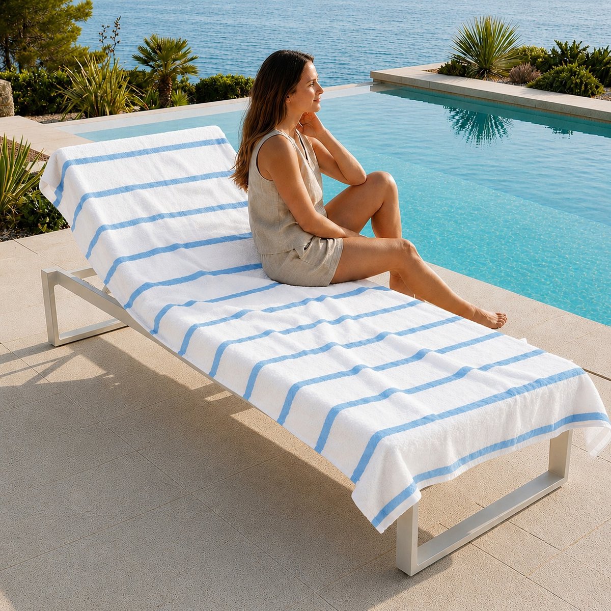 Komfortec Strandhanddoek 100x180 cm, Katoen, Grote Badhanddoek met Streepdessin, Zacht & Absorberend, Ideaal voor Strand, Zwembad en Vakantie