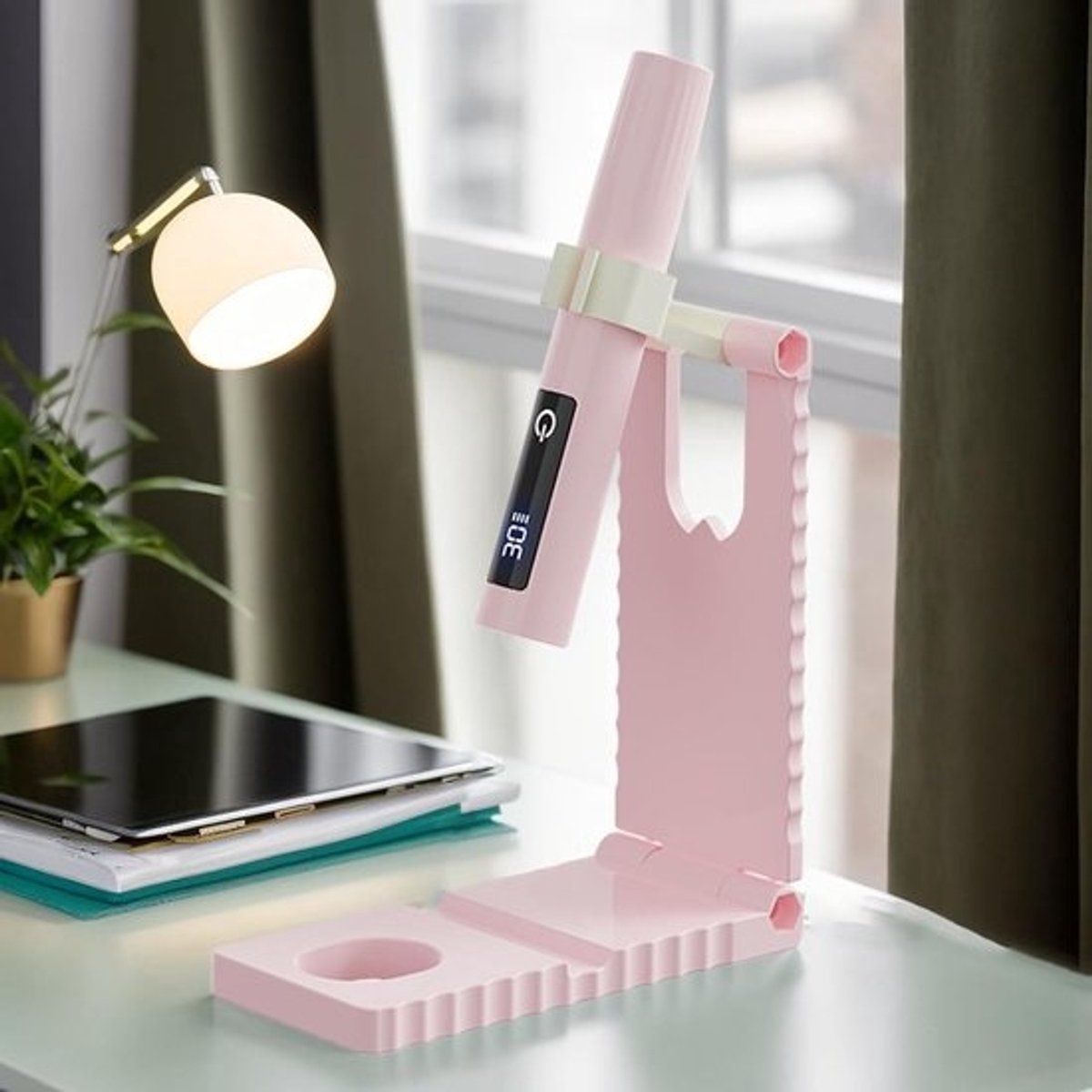 Draagbare UV-lamp - Nagel Uitharder - Manicure Thuis - Oplaadbaar LCD Scherm - 2.8 x 13.1 cm - Roze